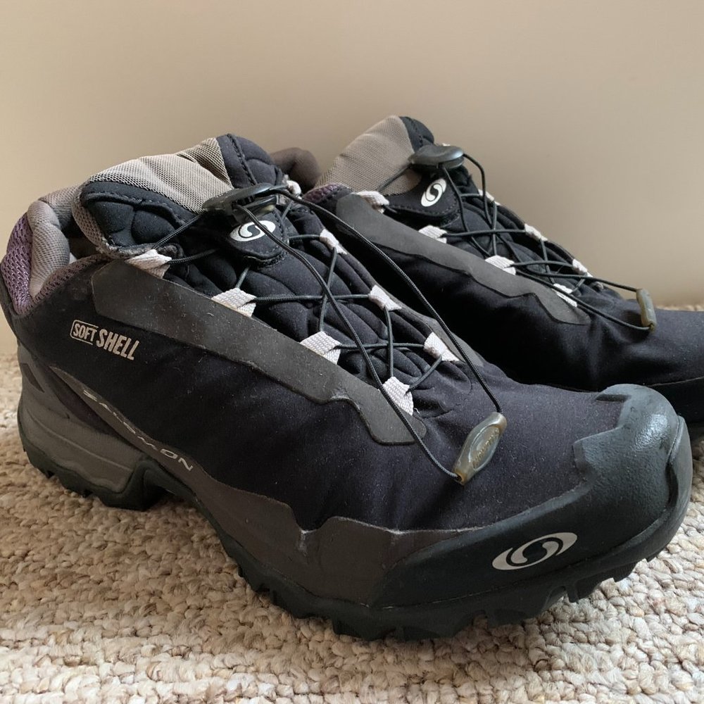 SALOMON Seamless Black / Grey Mens Shoes, Soft Shell-Ortholite Size 9.5 Hiking